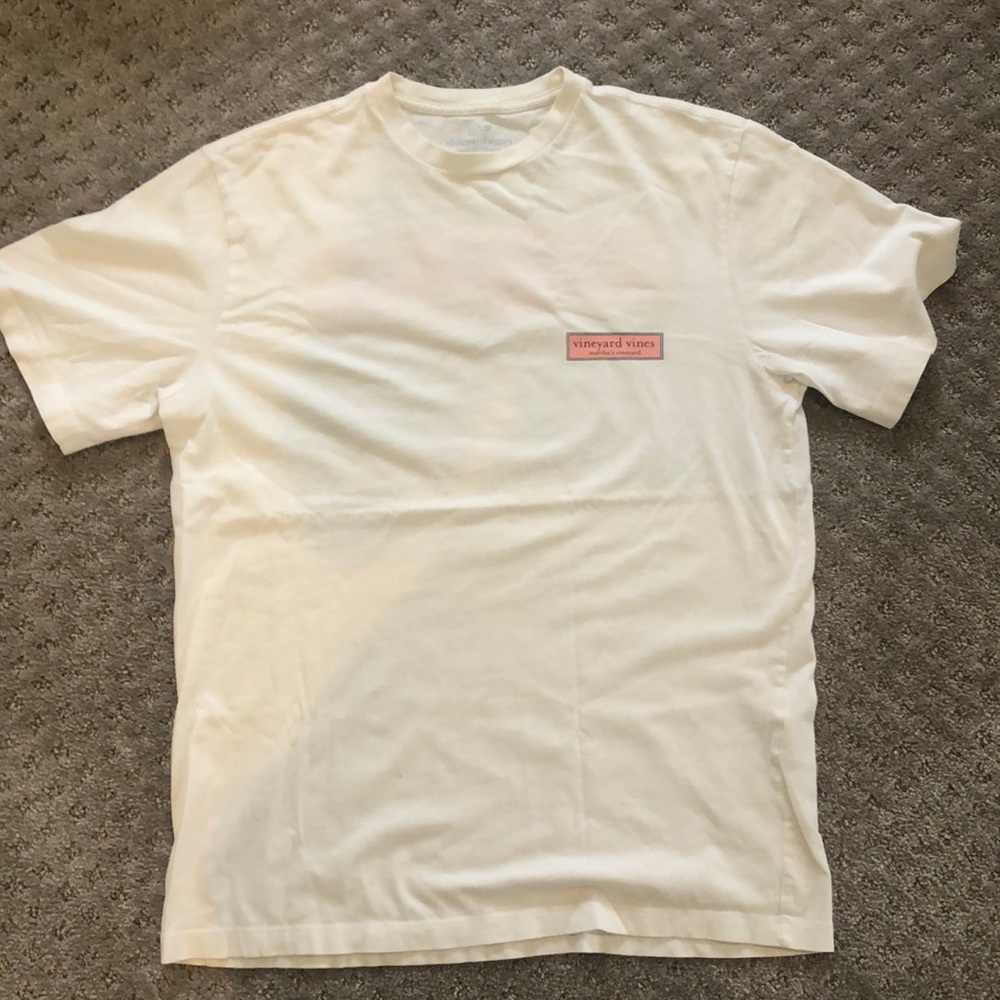 Meant vineyard vine t shirt